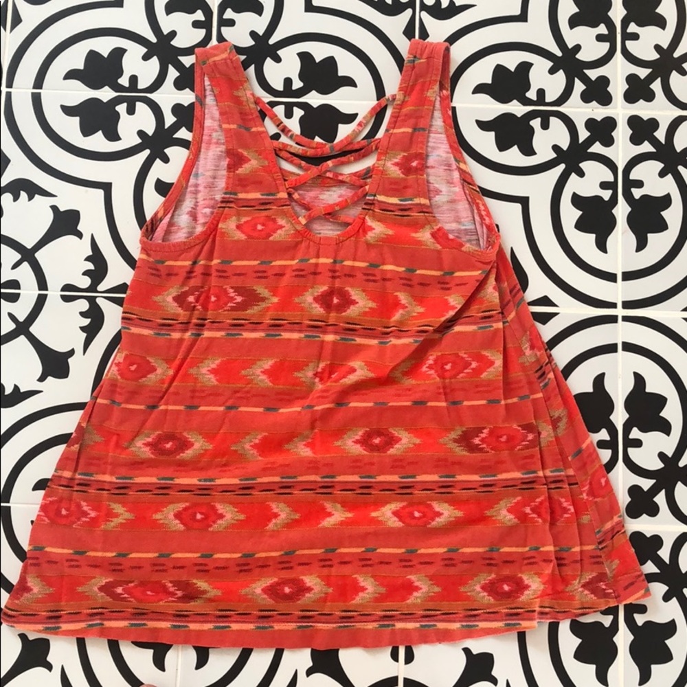 Tank top bundle - Picture 3 of 5